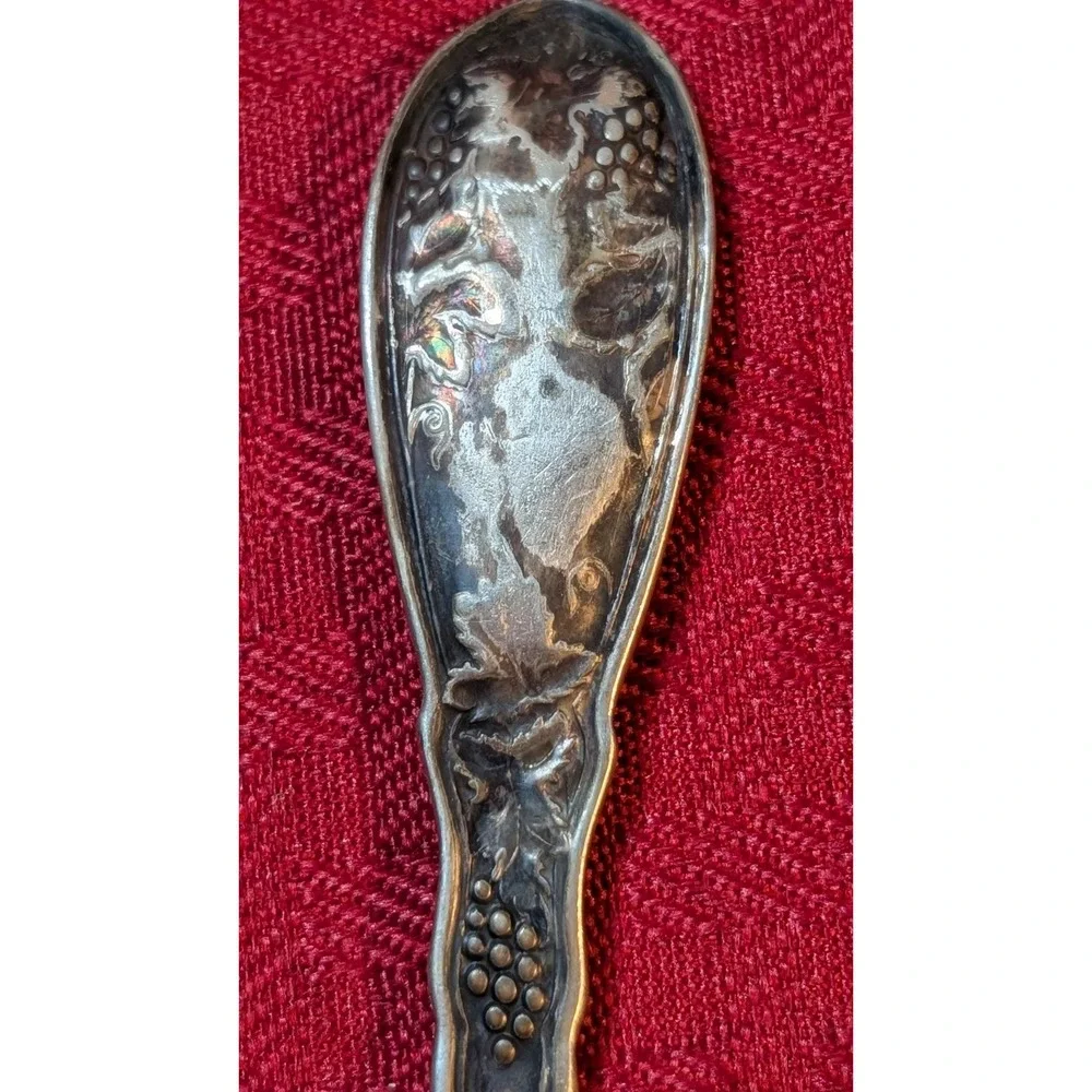 Antique Wm A Rogers A1 Silverplate Serving Spoon Grapevine Pattern Victorian